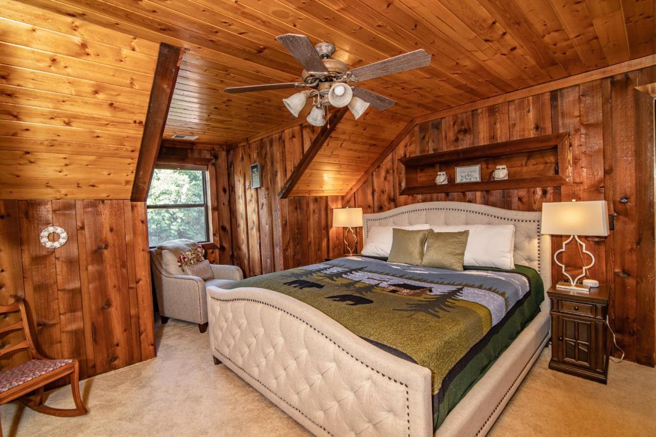 River Wellness Lodge Kingston Экстерьер фото